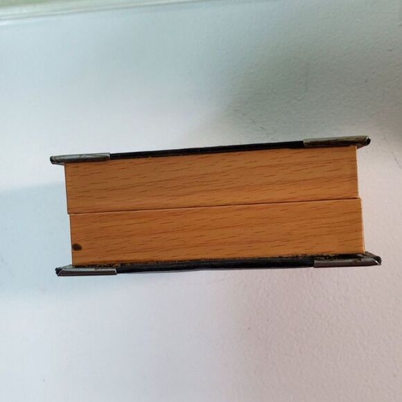 The Cufflinks are gold-toned with purple inlay Great Gift - Picture 9 of 9